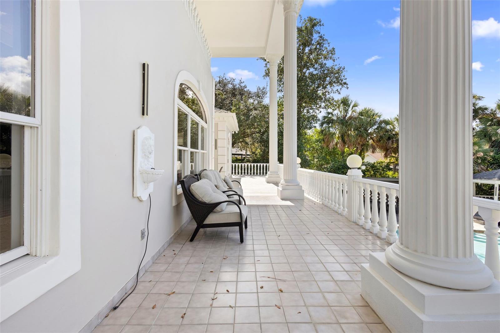 Listing photo id 21 for 1126 Brownshire Court