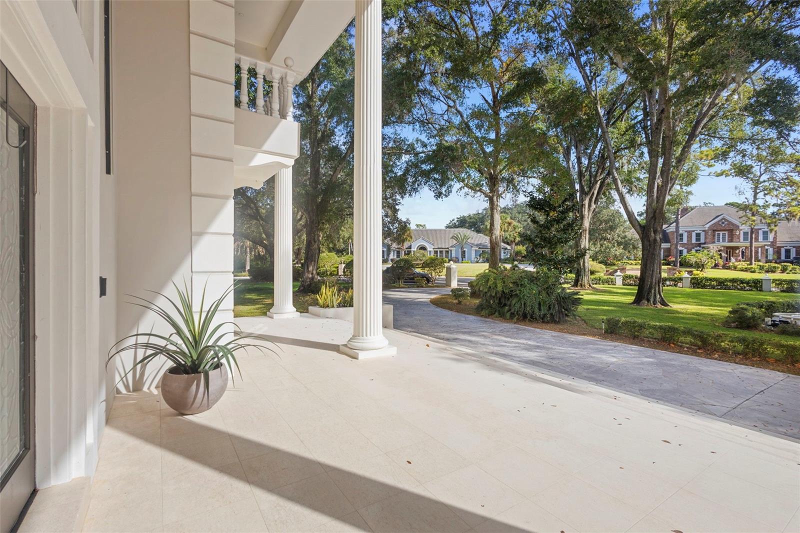 Listing photo id 23 for 1126 Brownshire Court