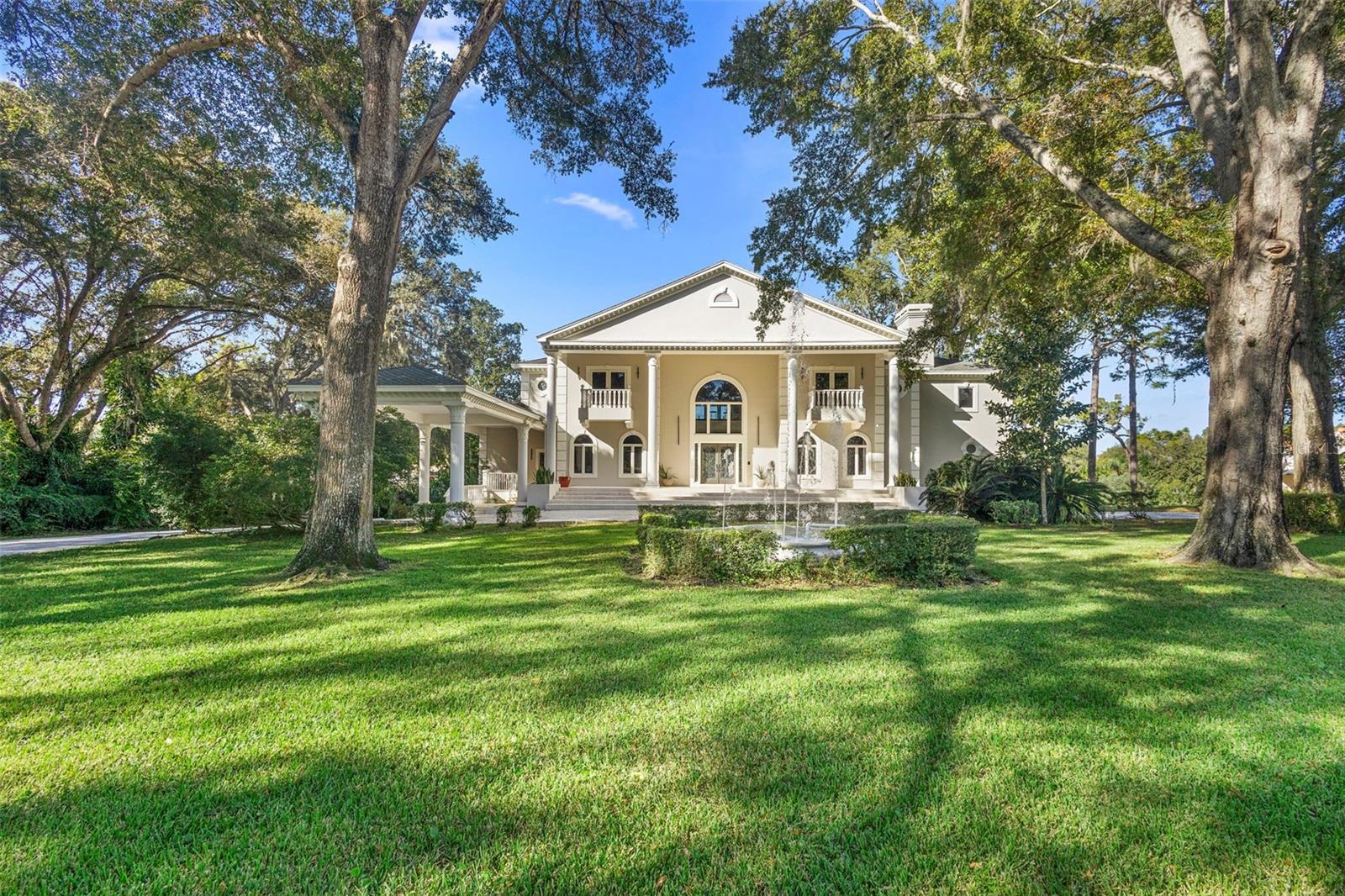 Listing photo id 25 for 1126 Brownshire Court