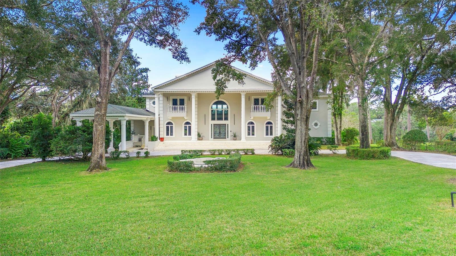 Listing photo id 28 for 1126 Brownshire Court