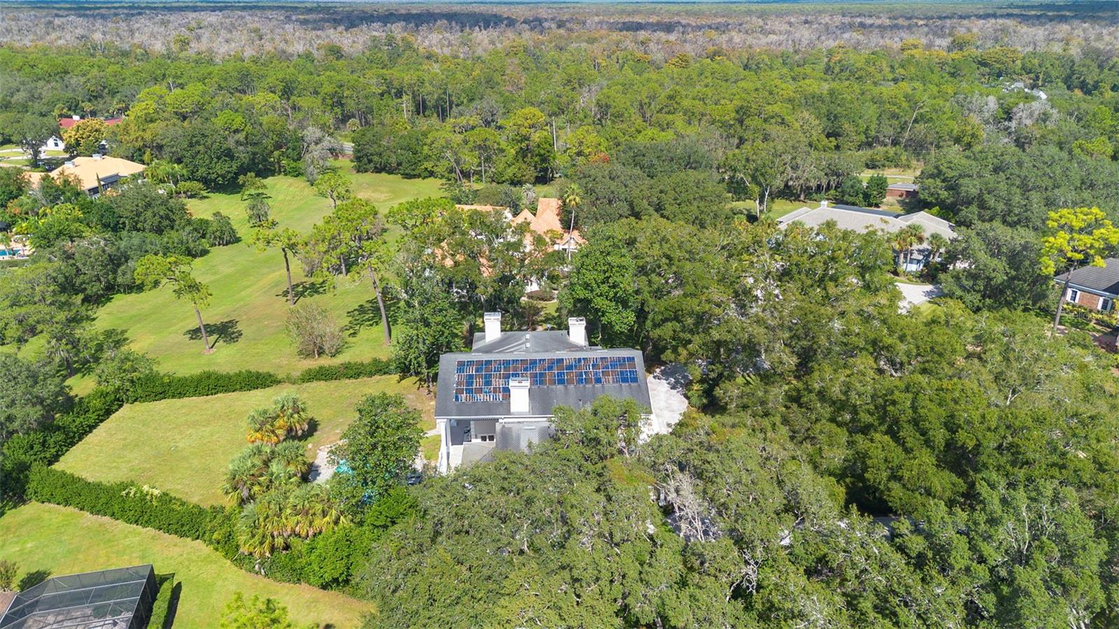 Listing photo id 6 for 1126 Brownshire Court