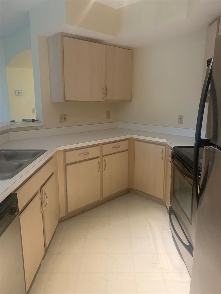 Image 6 of 23 For 7310 Westpointe Boulevard 622