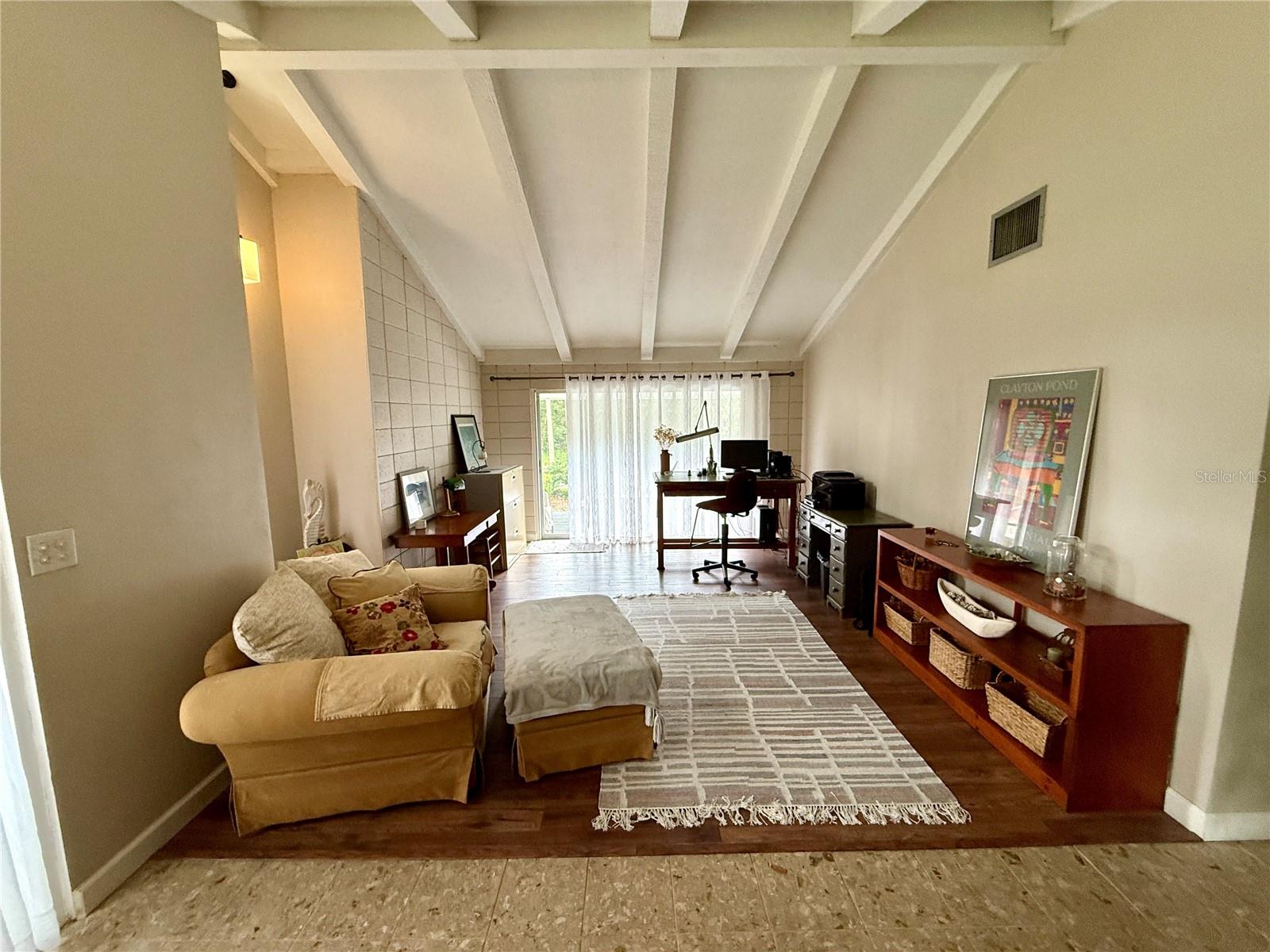 Image 10 of 17 For 480 Country Club Drive