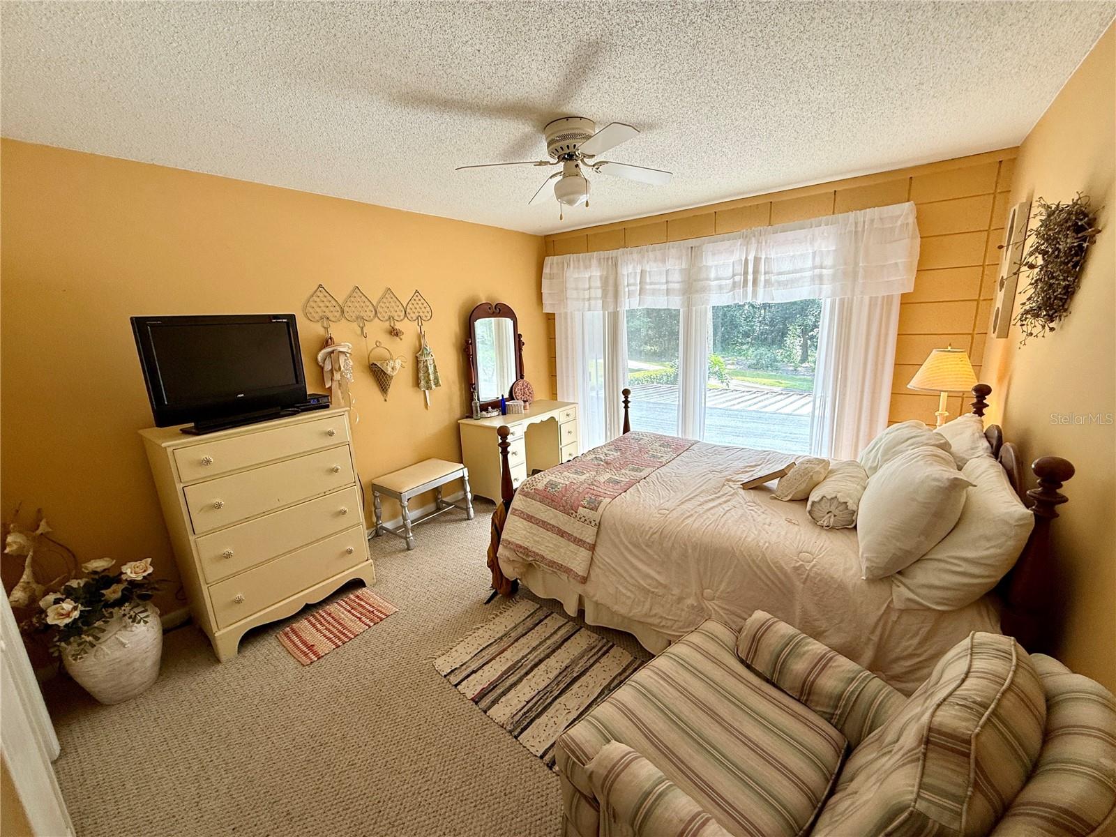 Image 16 of 17 For 480 Country Club Drive