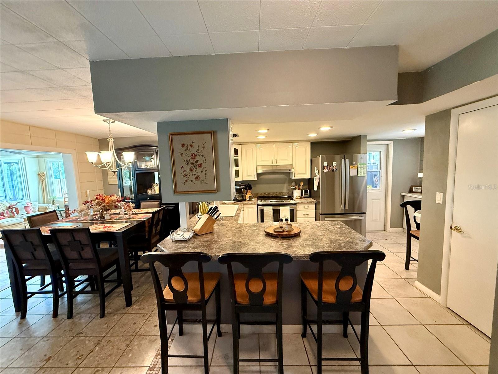 Image 9 of 17 For 480 Country Club Drive