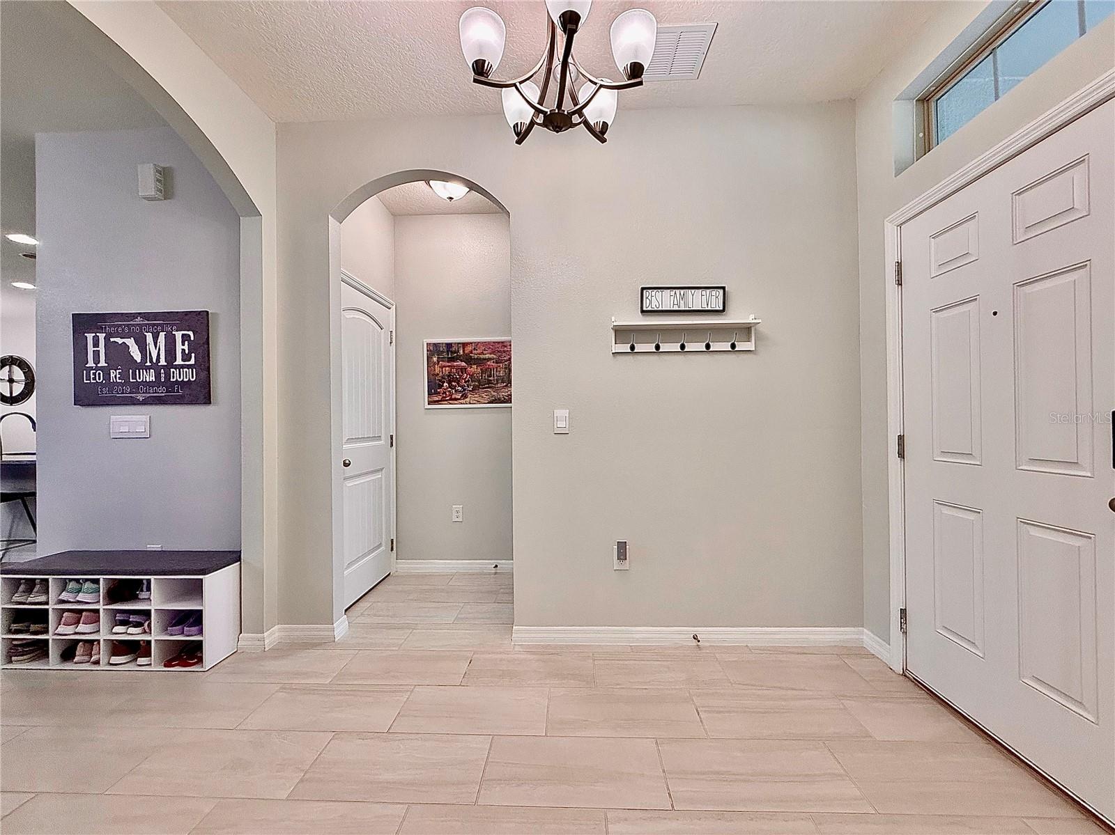 Image 14 of 37 For 17098 Water Spring Boulevard