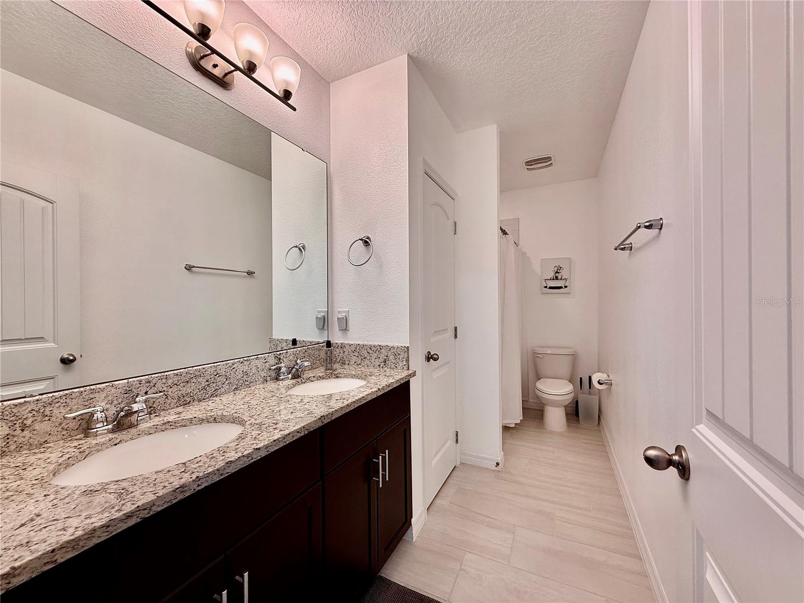 Image 19 of 37 For 17098 Water Spring Boulevard