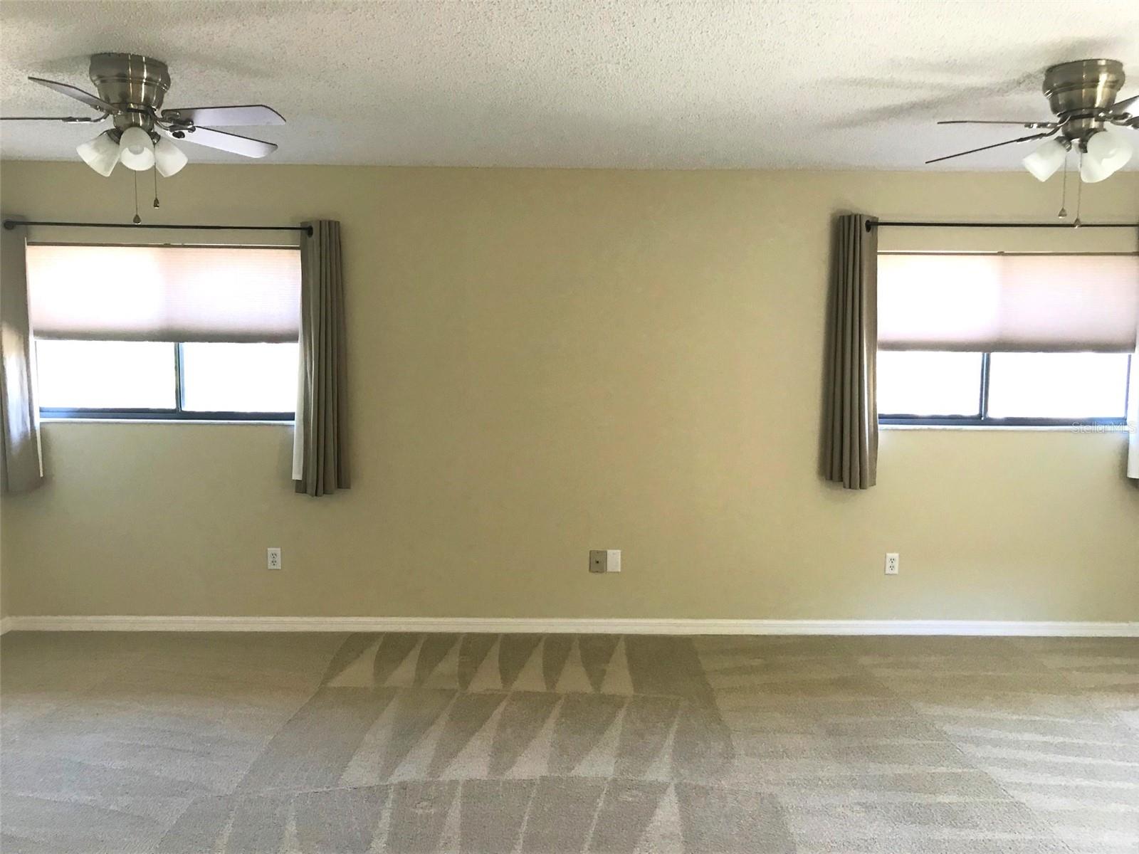 Image 9 of 14 For 1539 Carolwood Boulevard