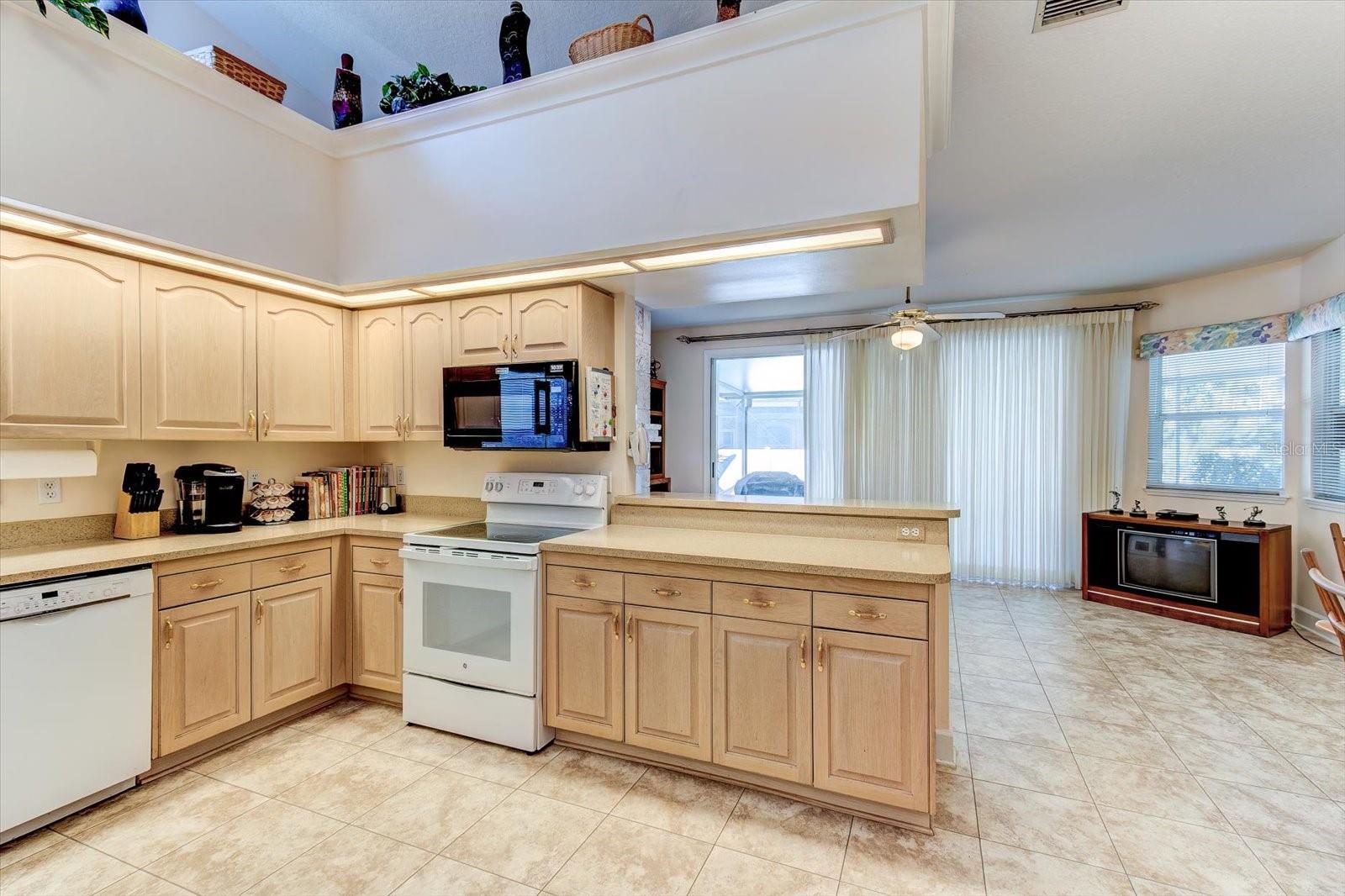 Image 11 of 36 For 3690 Belle Arbor Circle