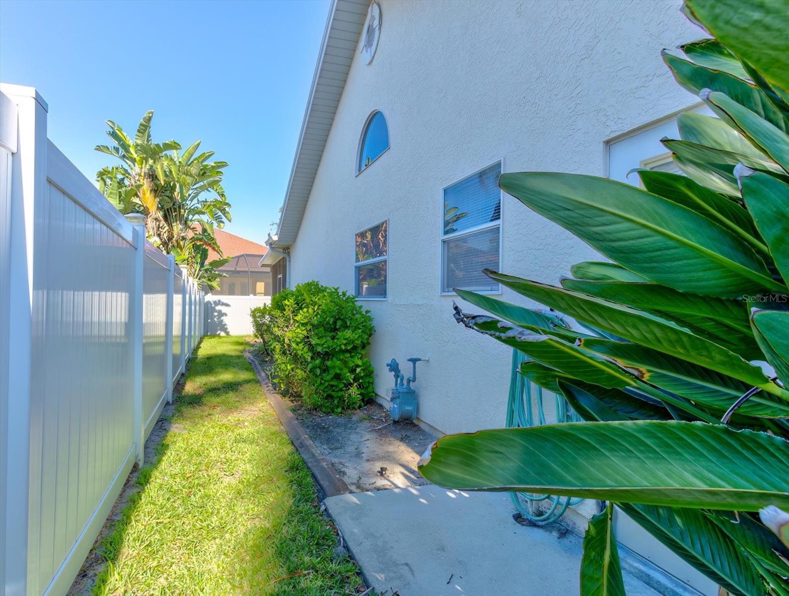 Image 30 of 36 For 3690 Belle Arbor Circle