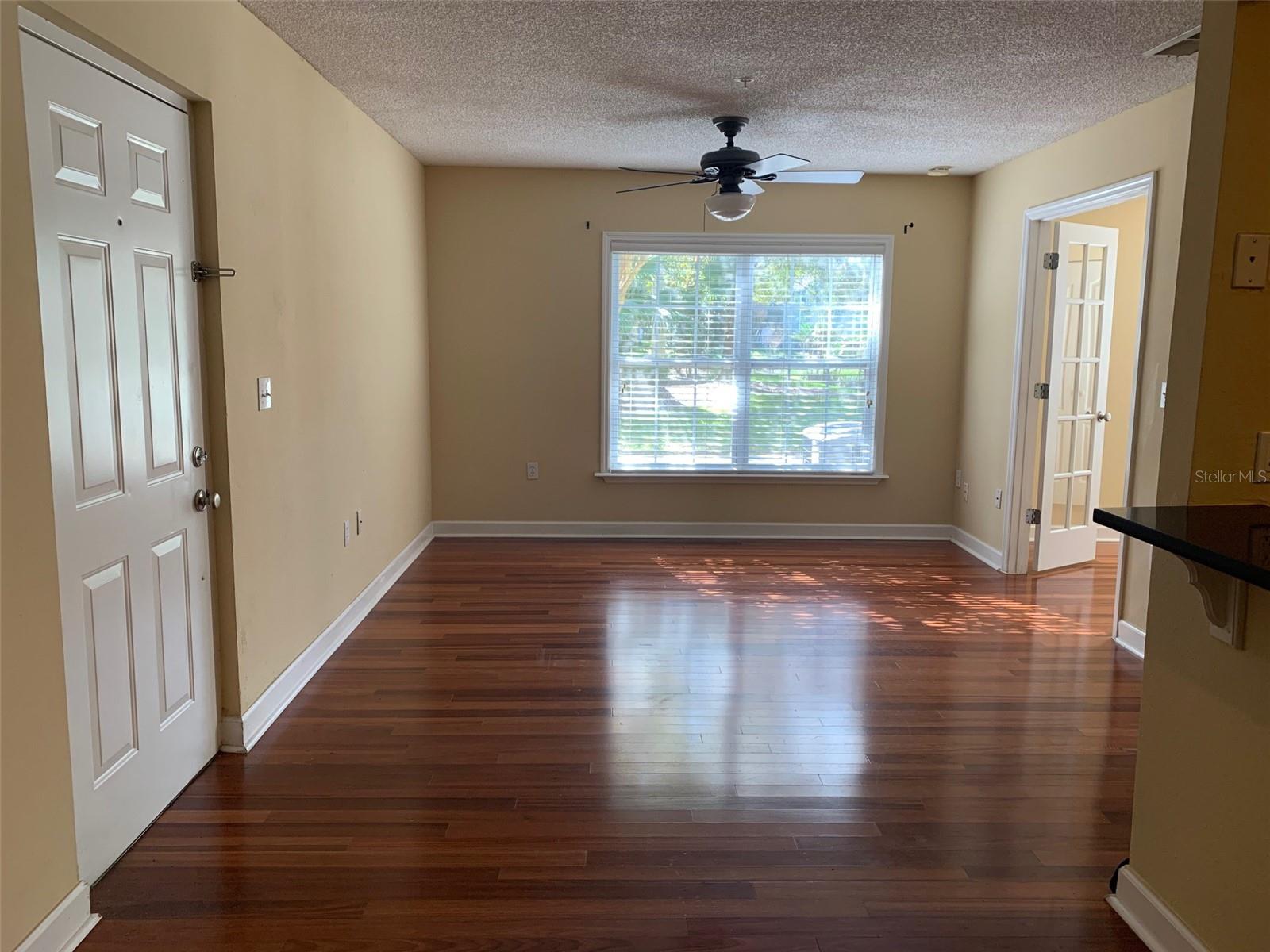 Image 3 of 24 For 2007 Dixie Belle Drive 2007d