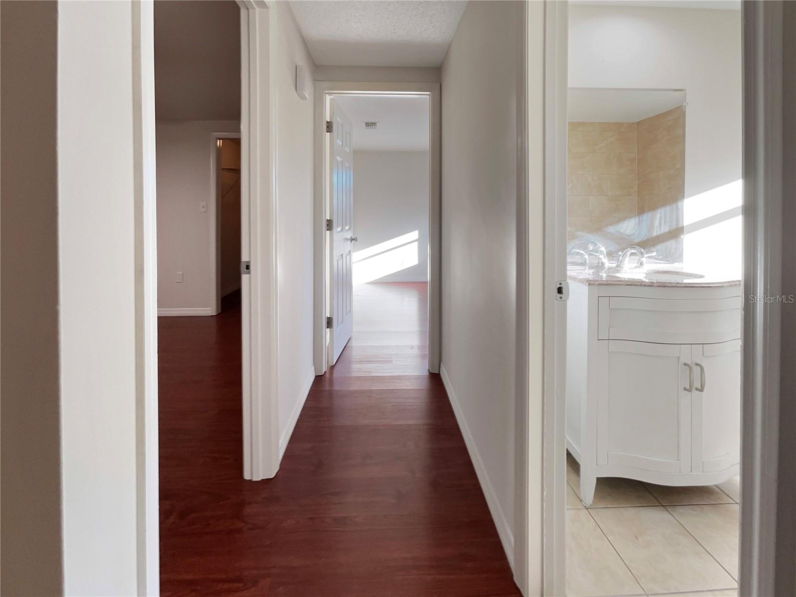 Listing photo id 11 for 2132 Mcintosh Road