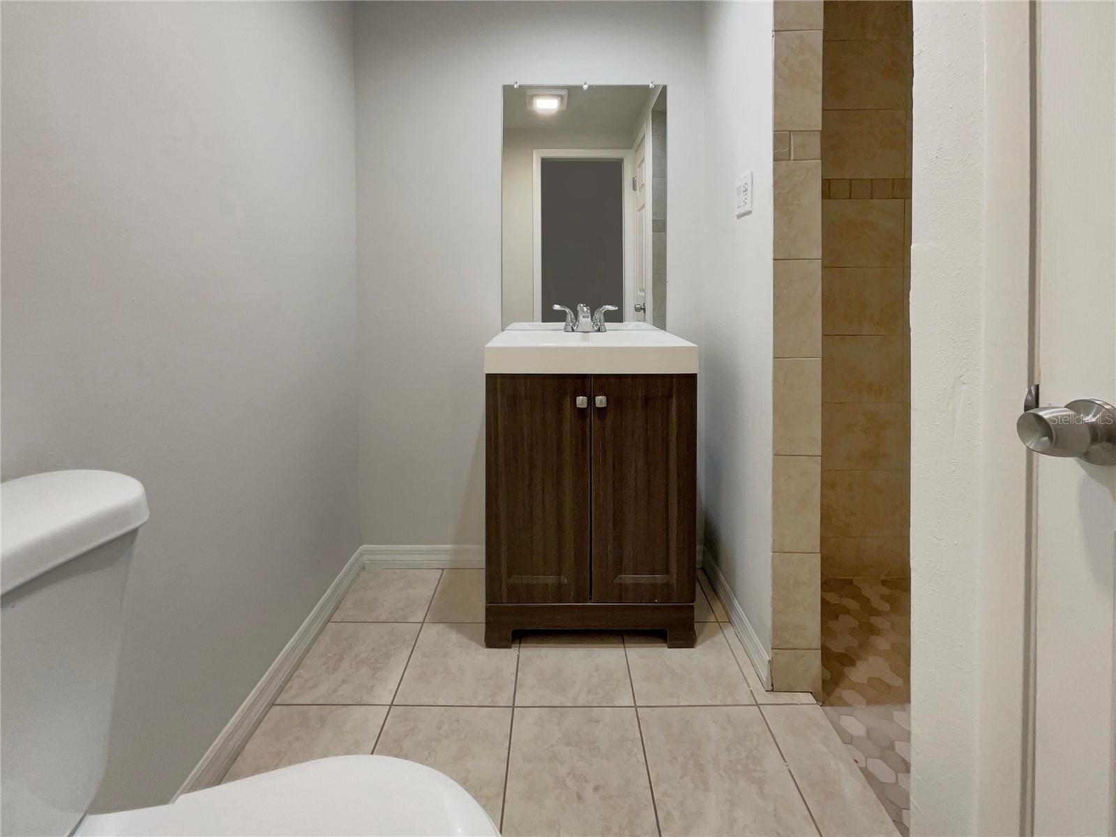 Listing photo id 15 for 2132 Mcintosh Road