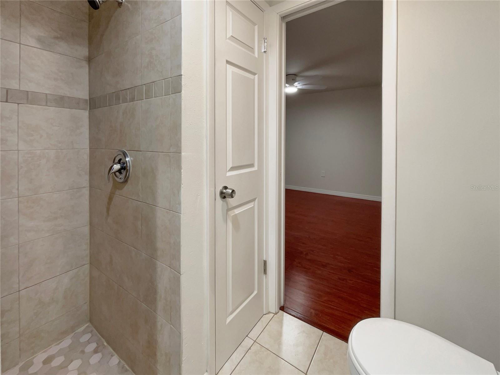 Listing photo id 16 for 2132 Mcintosh Road