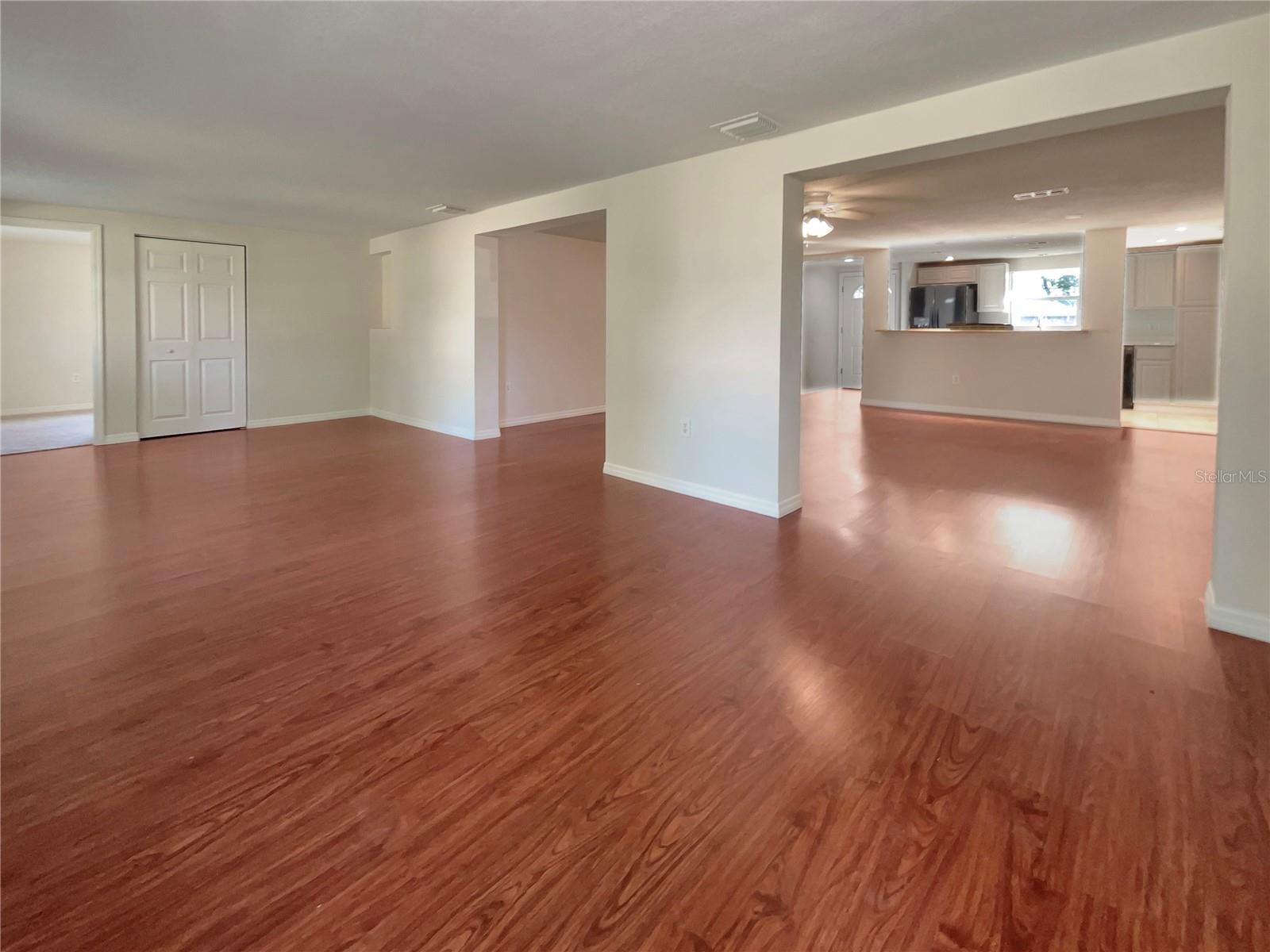 Listing photo id 18 for 2132 Mcintosh Road