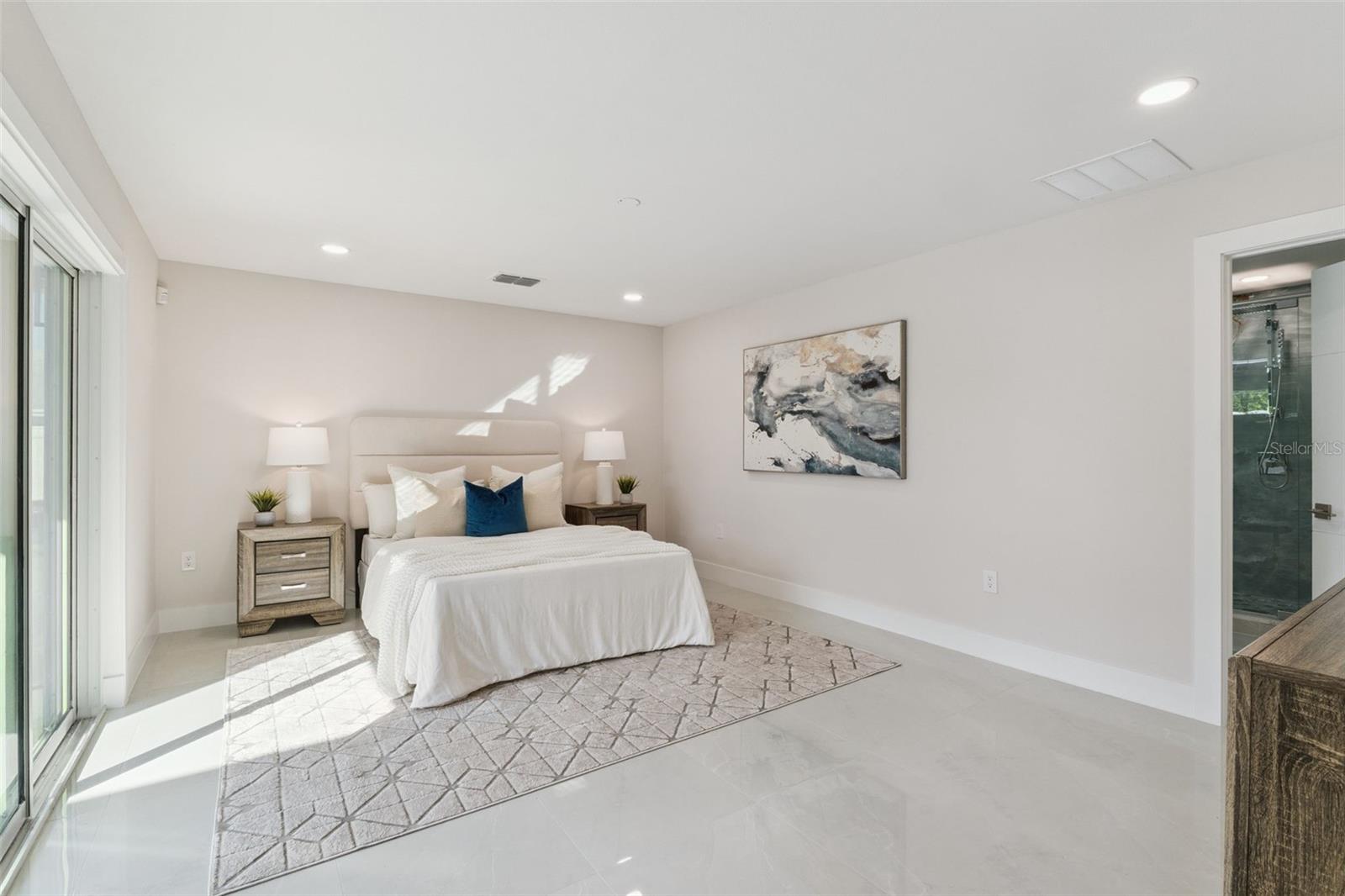 Image 25 of 50 For 2015 Summerfield Road