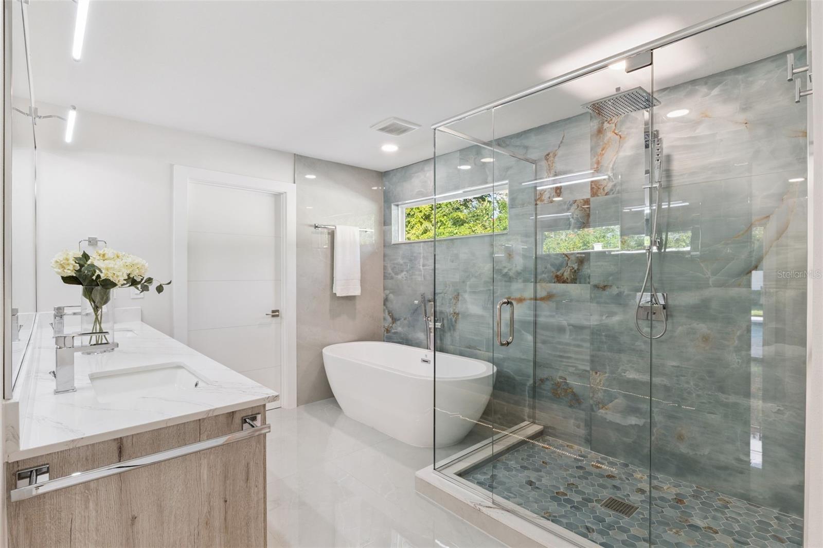 Image 28 of 50 For 2015 Summerfield Road