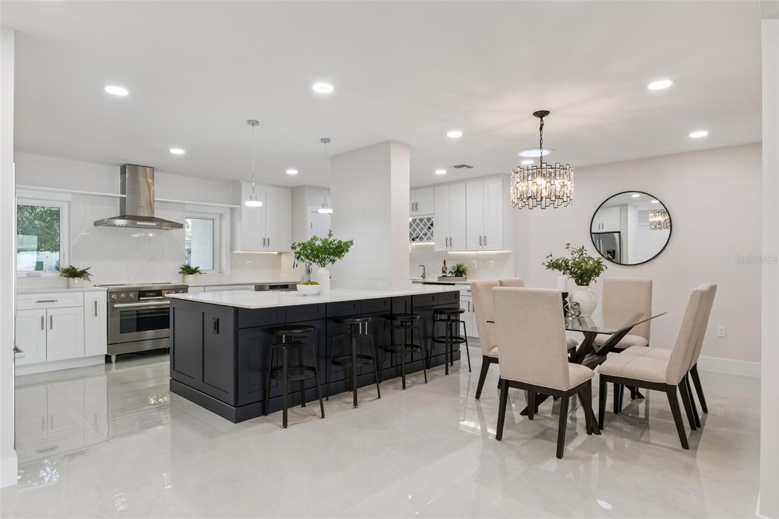 Image 3 of 50 For 2015 Summerfield Road