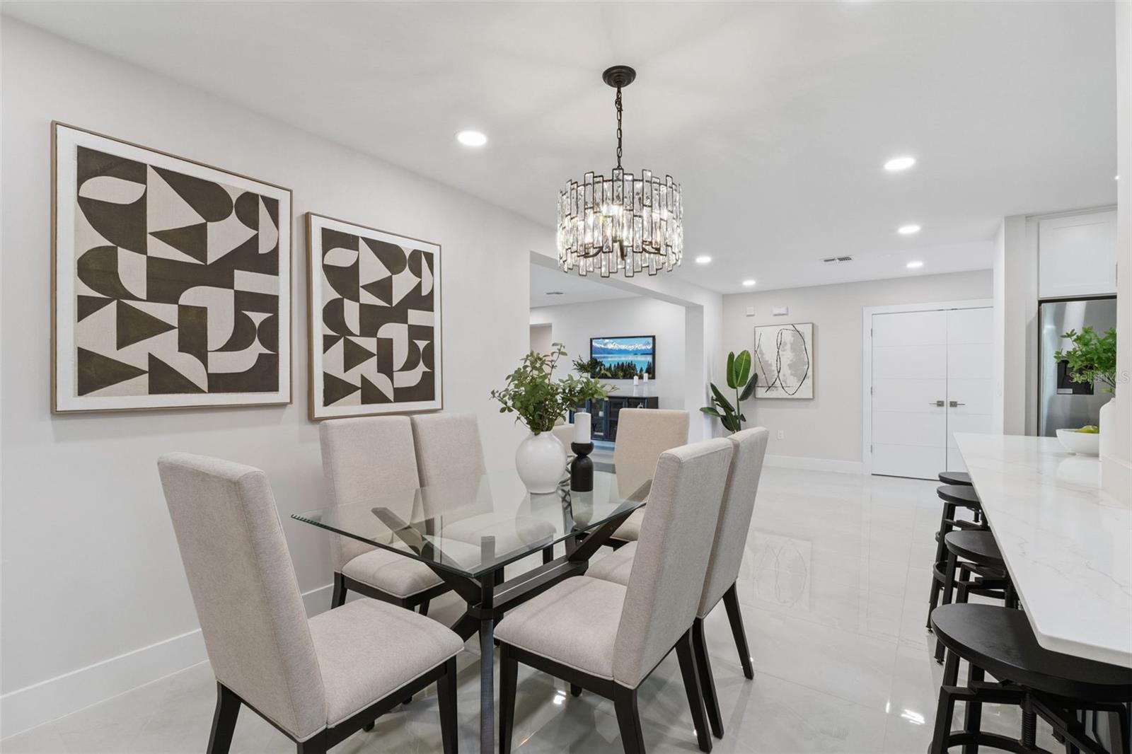 Image 9 of 50 For 2015 Summerfield Road