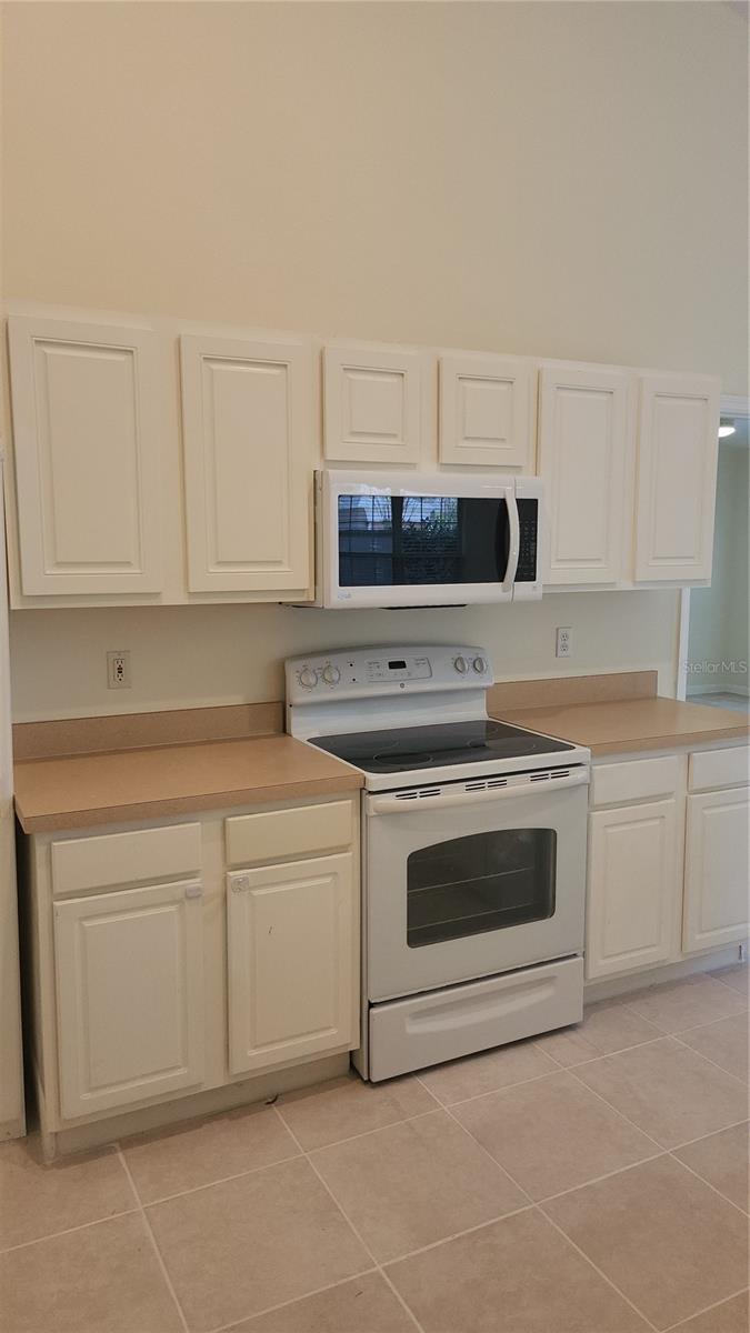 Image 6 of 55 For 1292 Fairway Drive