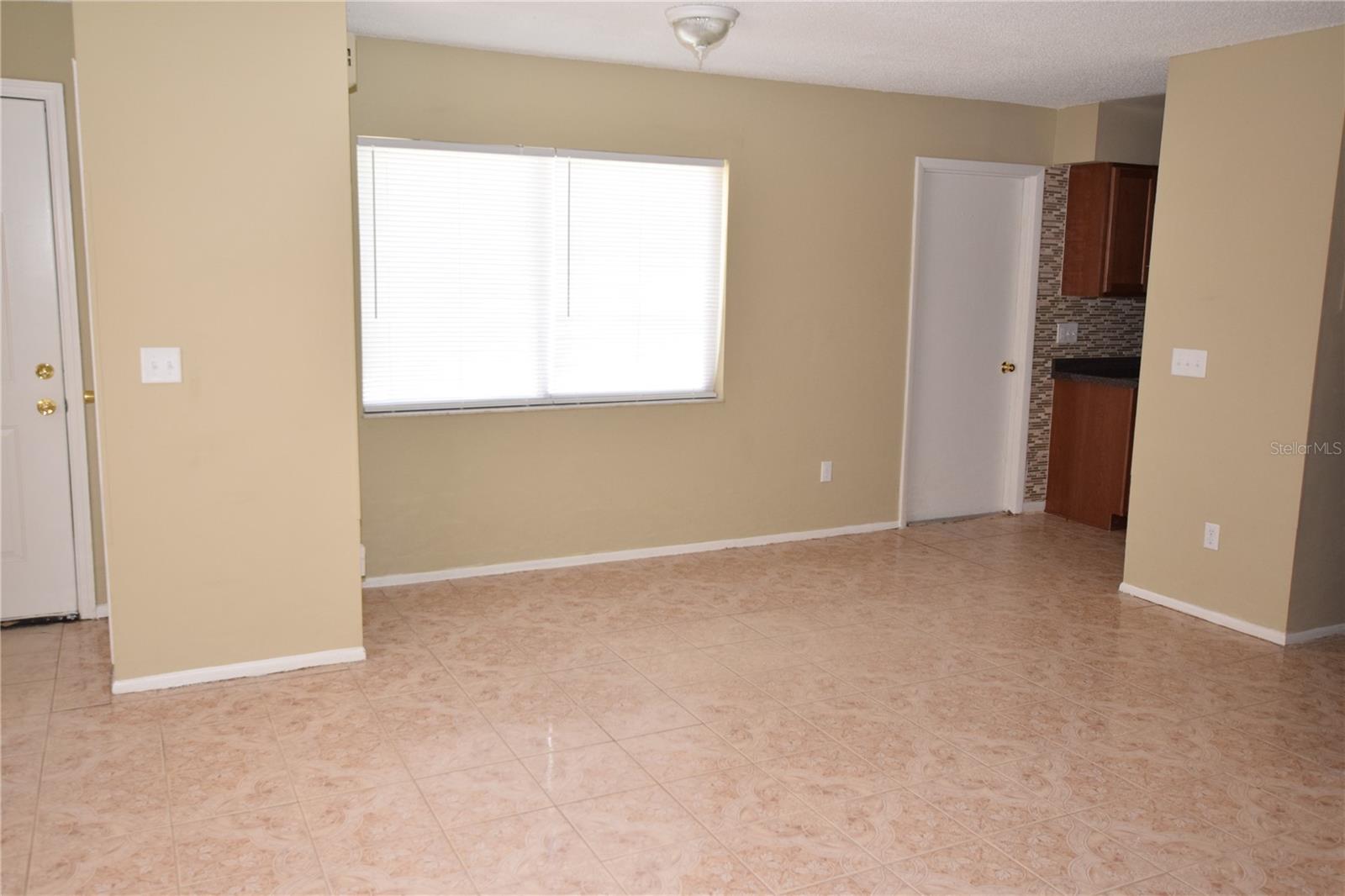 Image 5 of 16 For 3173 Split Willow Drive