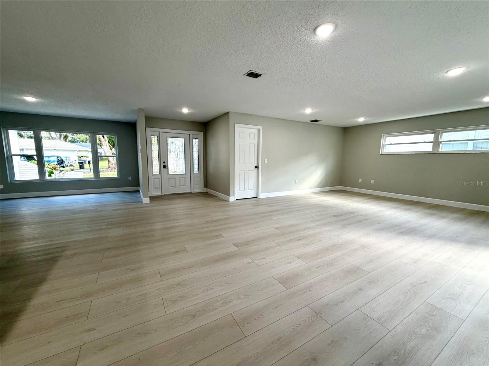 Image 10 of 44 For 630 Peachwood Drive