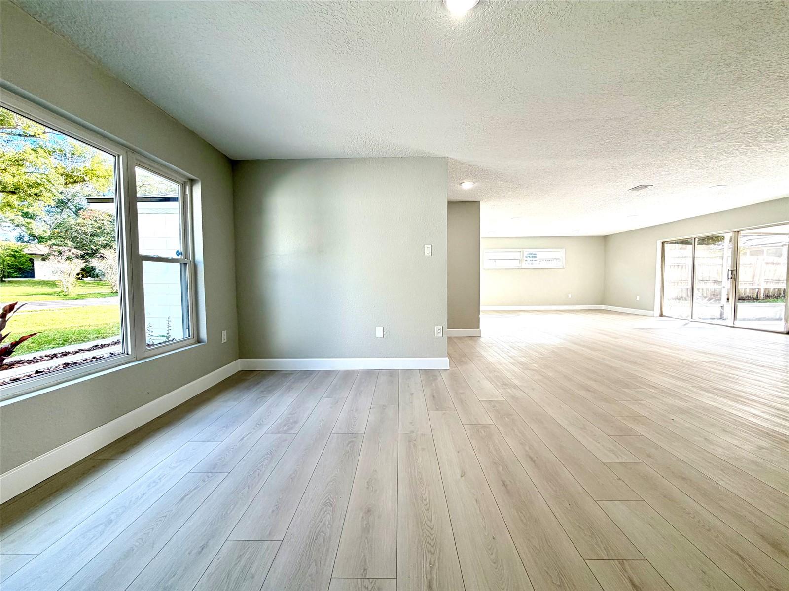 Image 31 of 44 For 630 Peachwood Drive