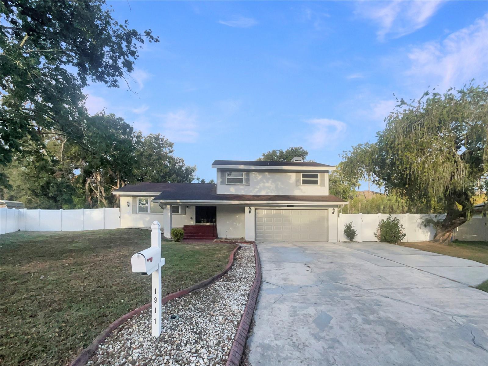 Details for 1911 Rambling Lane, BRANDON, FL 33510