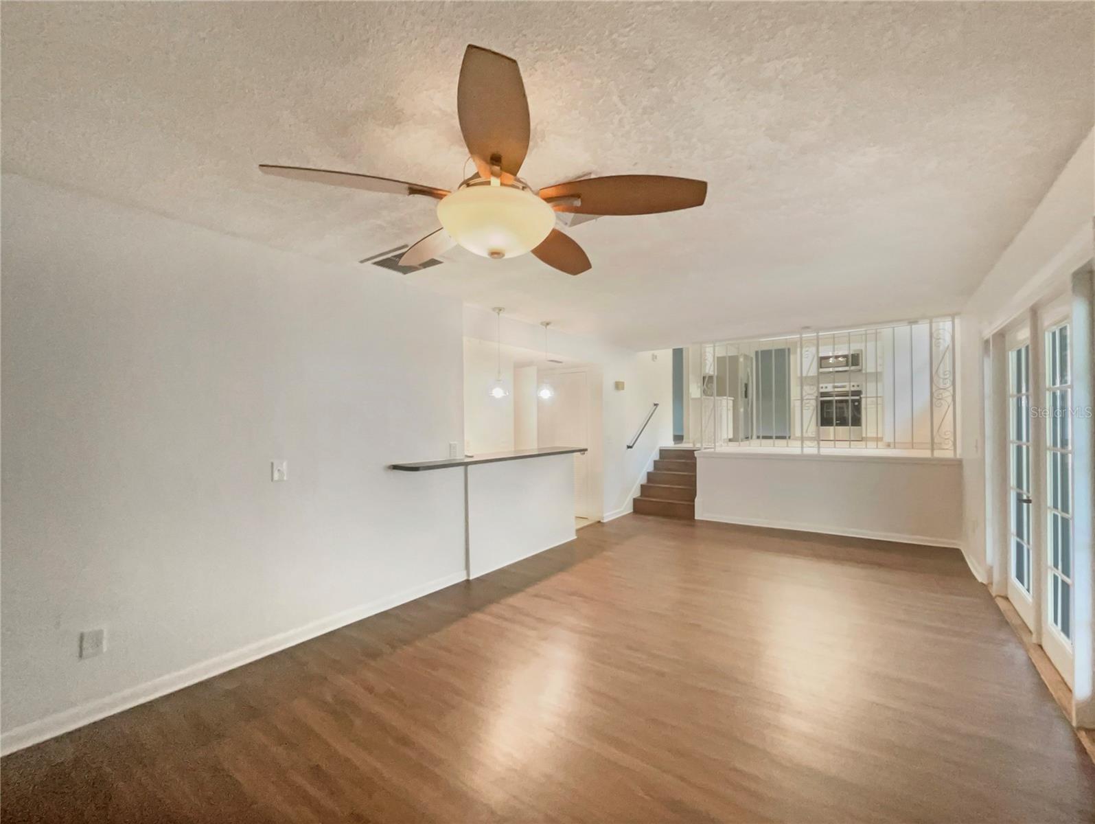 Listing photo id 11 for 1911 Rambling Lane