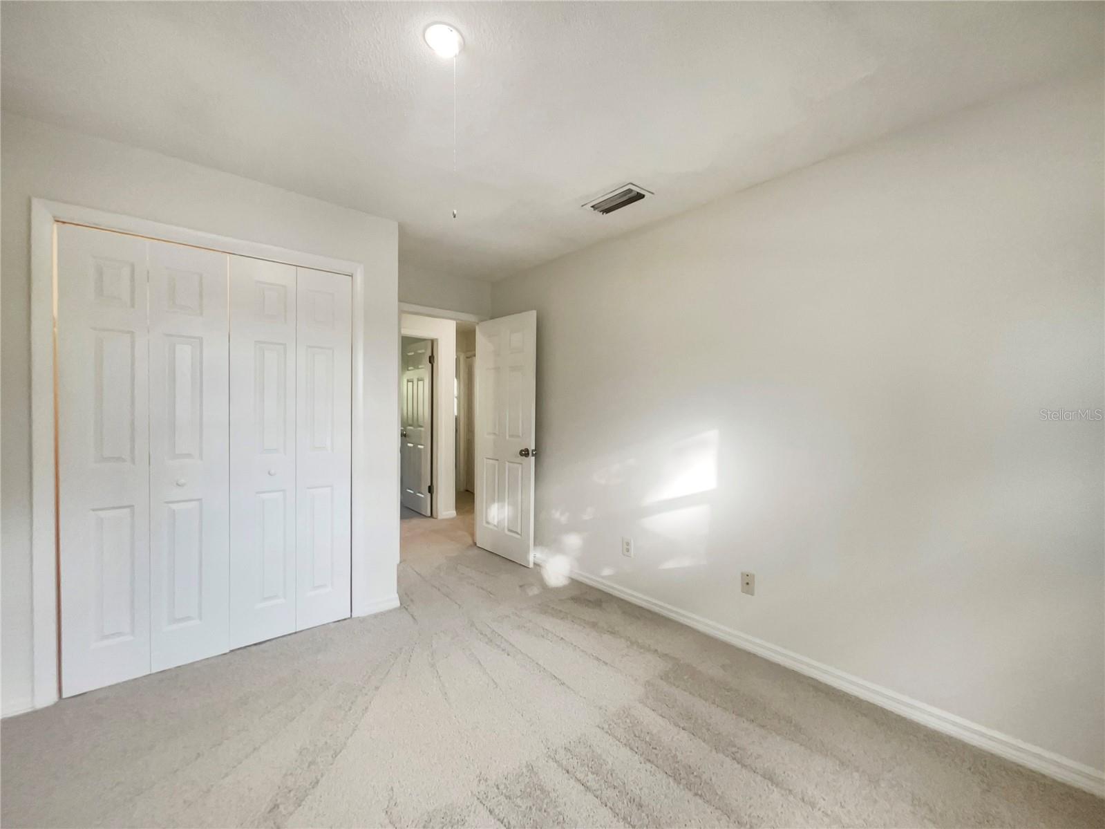 Listing photo id 14 for 1911 Rambling Lane