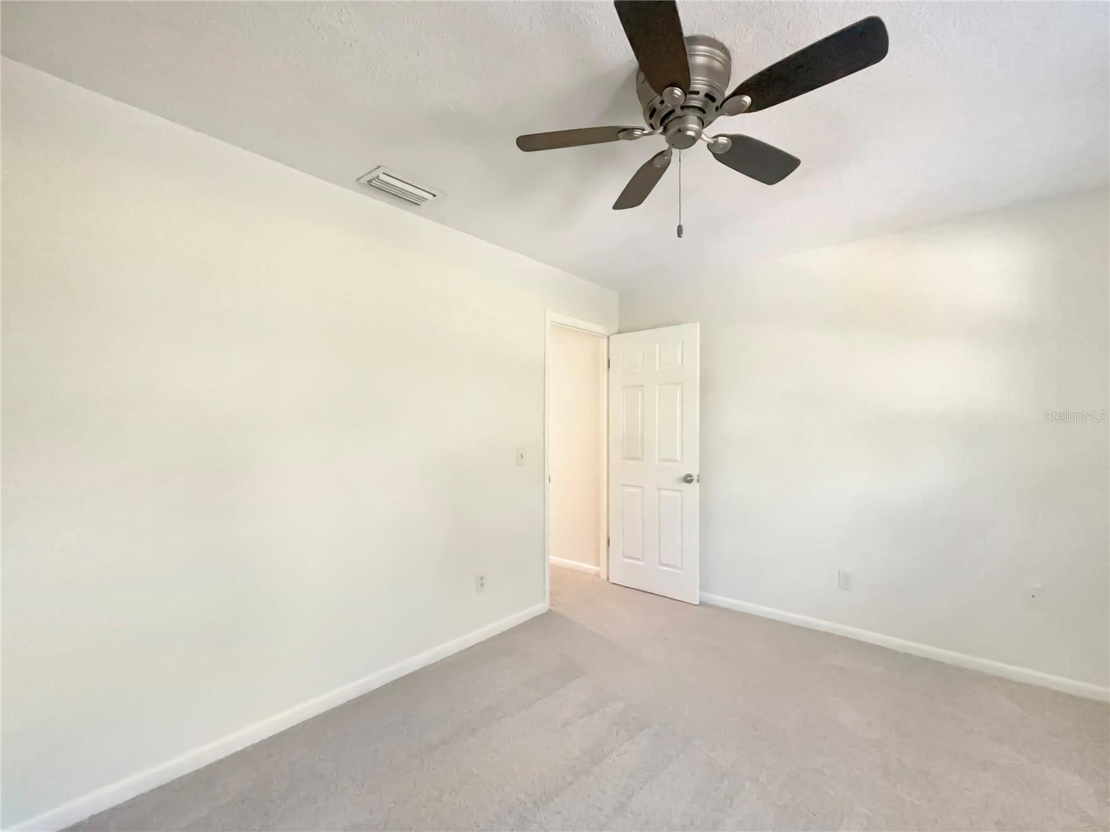 Listing photo id 20 for 1911 Rambling Lane