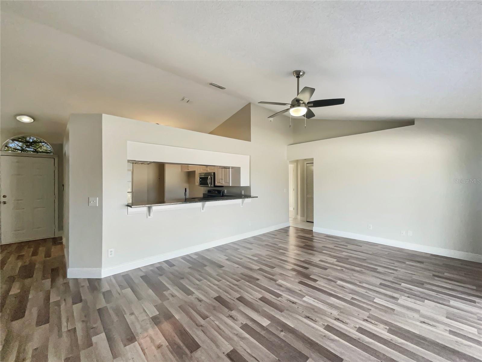 Listing photo id 9 for 446 Nevada Loop Road