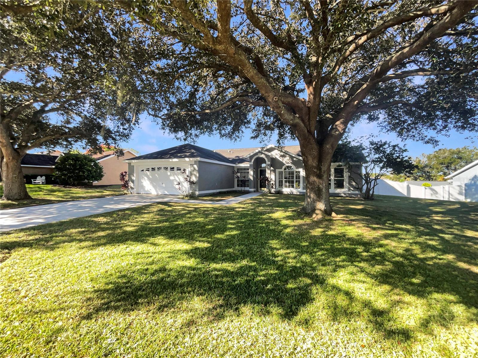 Listing photo id 5 for 446 Nevada Loop Road