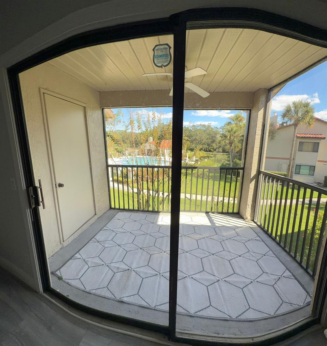 Image 15 of 16 For 609 Gallery Drive B204