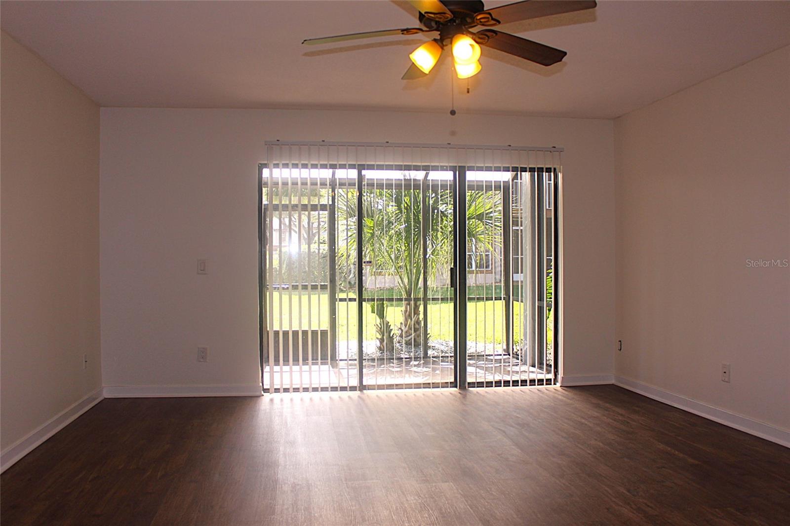 Image 7 of 18 For 4800 Marks Terrace 8114