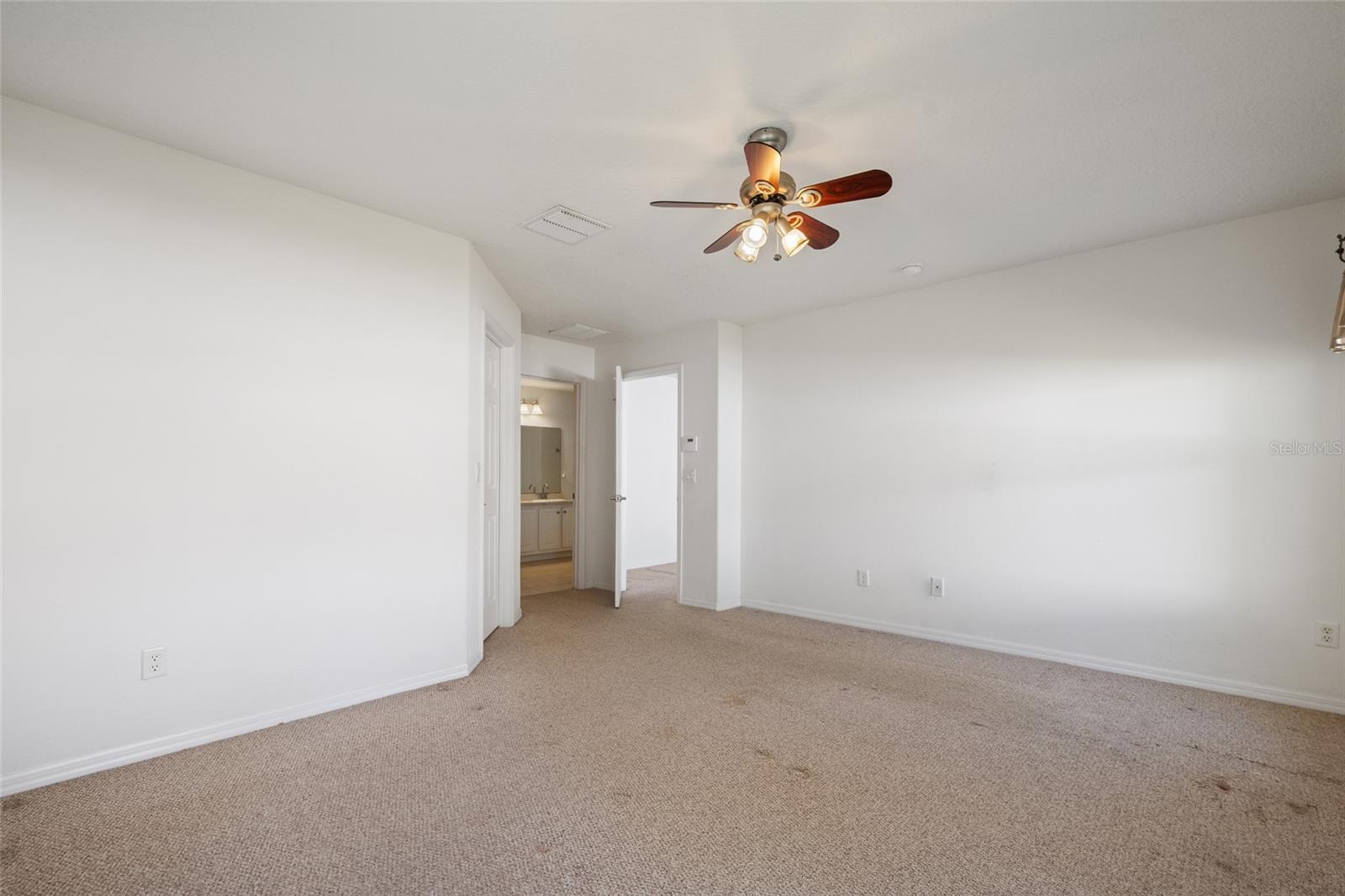 Image 11 of 24 For 583 Vicks Landing Drive