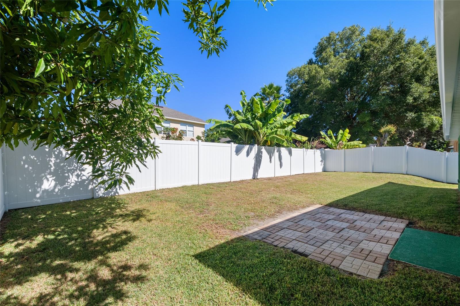 Image 21 of 24 For 583 Vicks Landing Drive