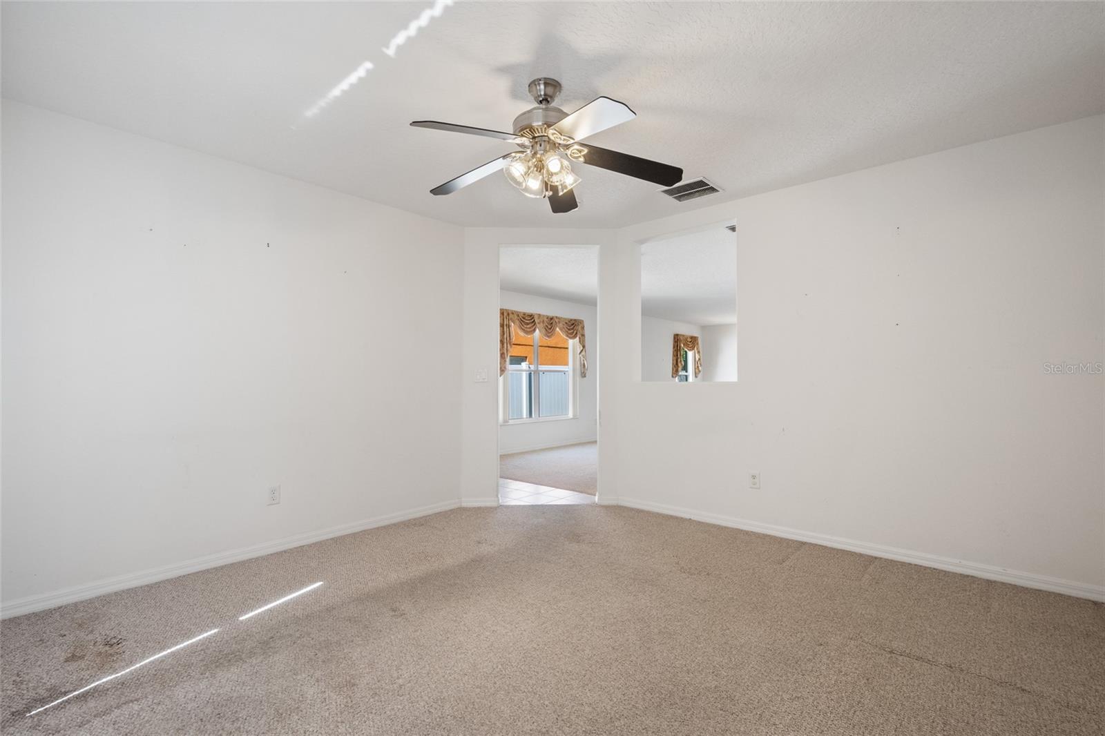 Image 9 of 24 For 583 Vicks Landing Drive