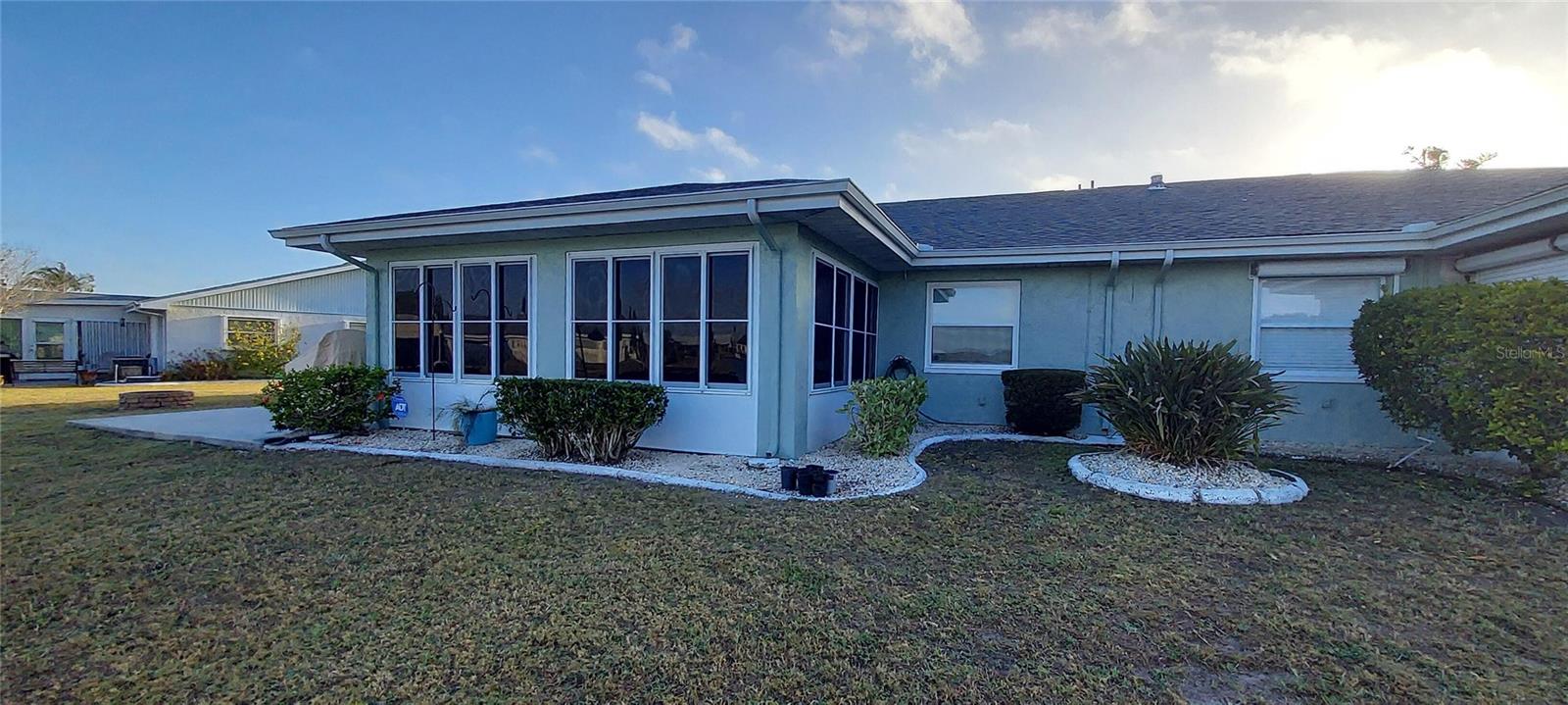 Image 33 of 39 For 906 Bluewater Drive