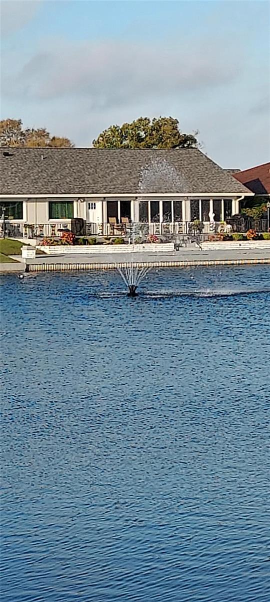 Image 35 of 39 For 906 Bluewater Drive