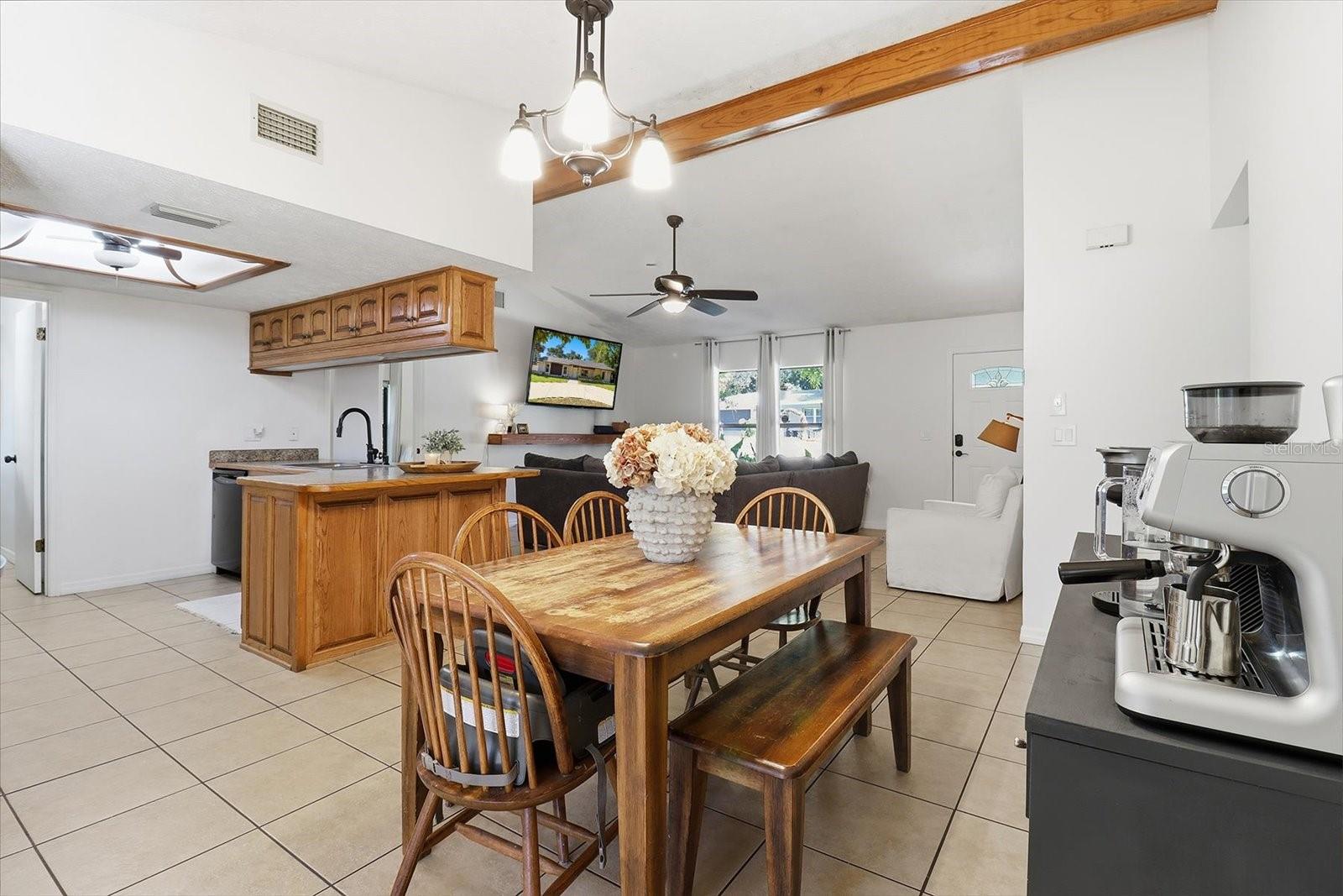 Image 13 of 49 For 807 Hollywood Circle