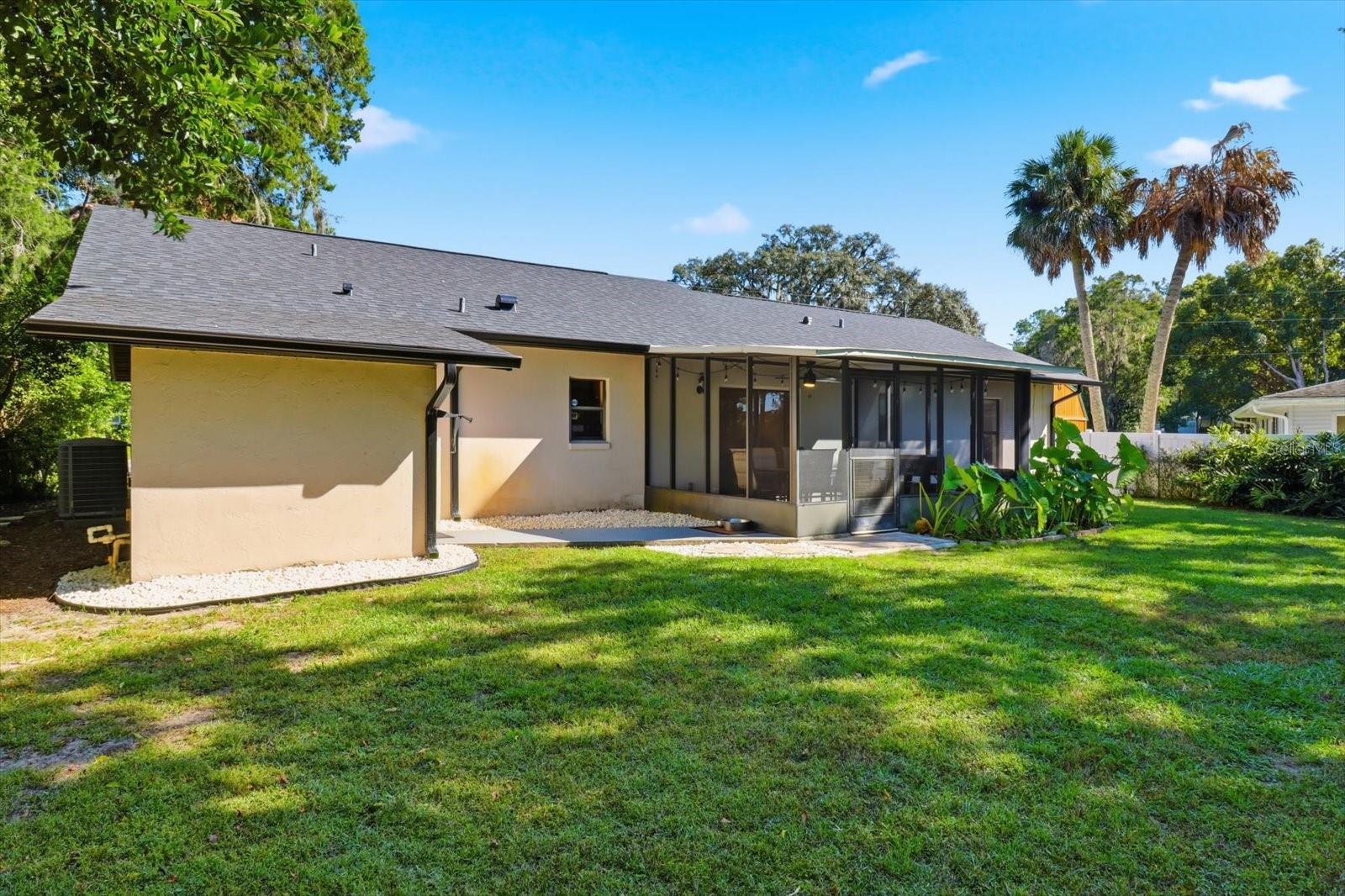 Image 29 of 49 For 807 Hollywood Circle