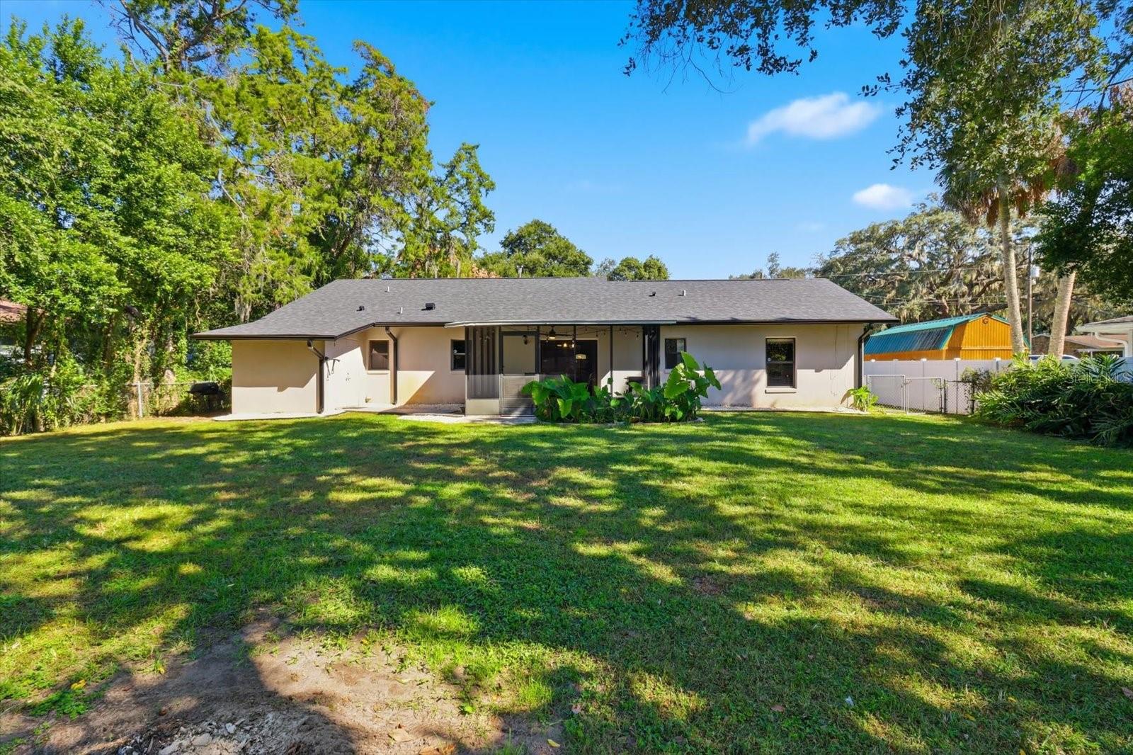 Image 31 of 49 For 807 Hollywood Circle