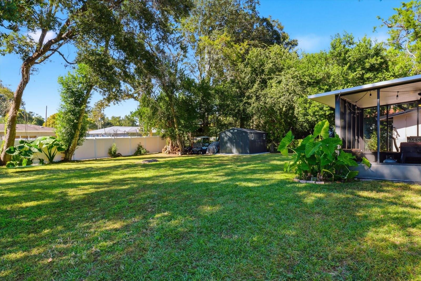 Image 34 of 49 For 807 Hollywood Circle