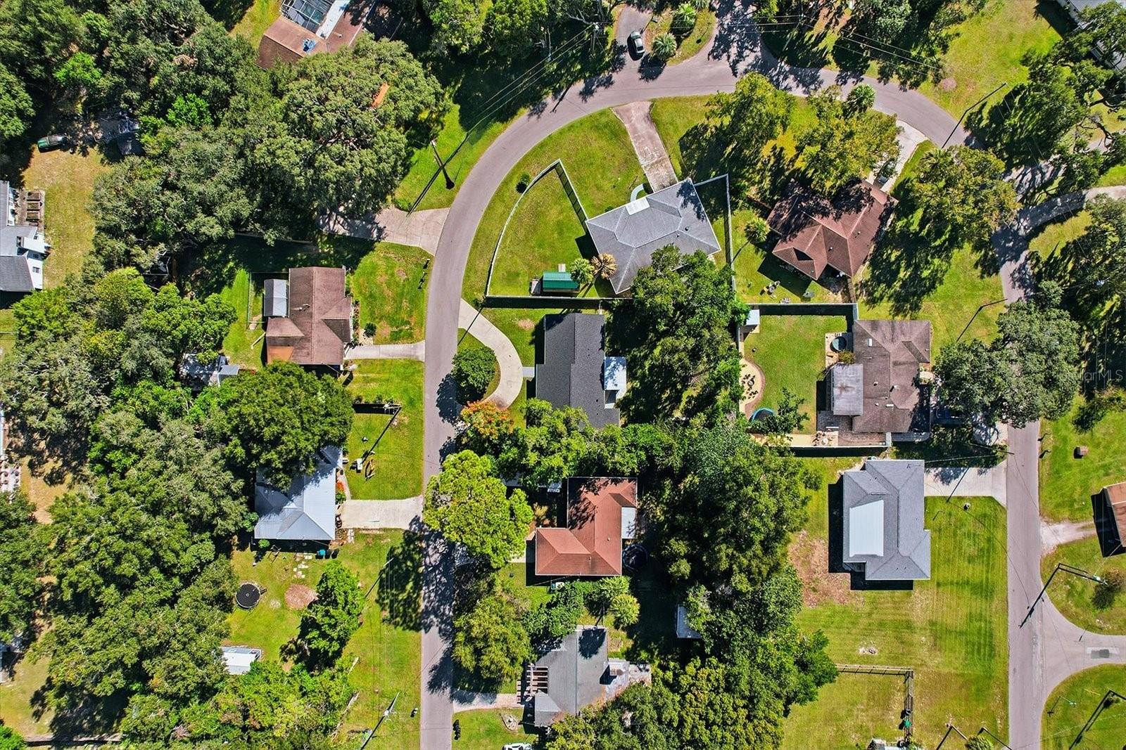 Image 37 of 49 For 807 Hollywood Circle