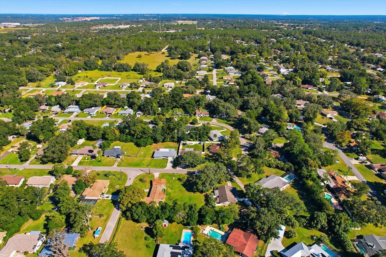 Image 38 of 49 For 807 Hollywood Circle