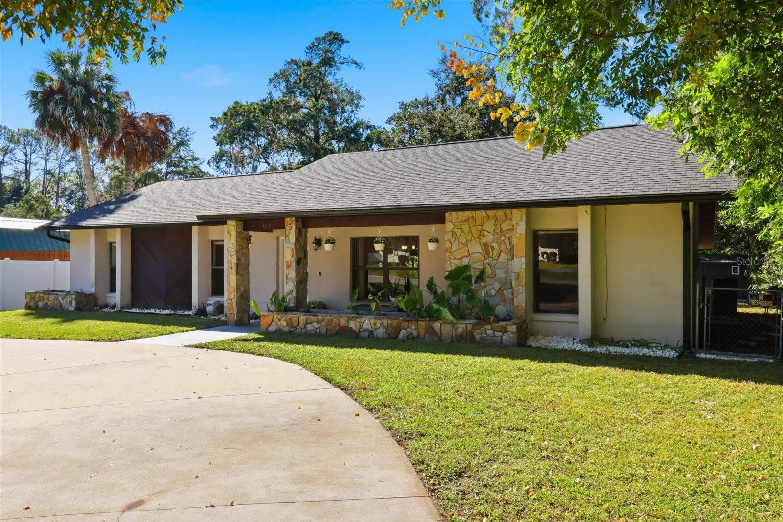 Image 43 of 49 For 807 Hollywood Circle