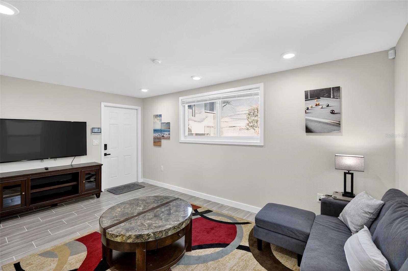 Image 13 of 28 For 624 Braddock Avenue 105