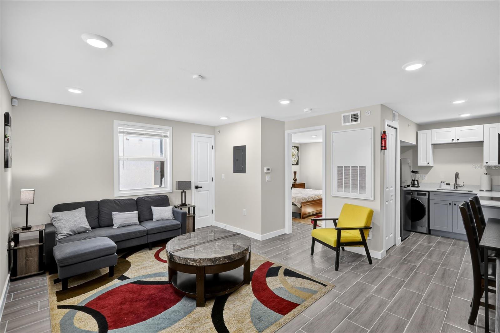 Image 14 of 28 For 624 Braddock Avenue 105