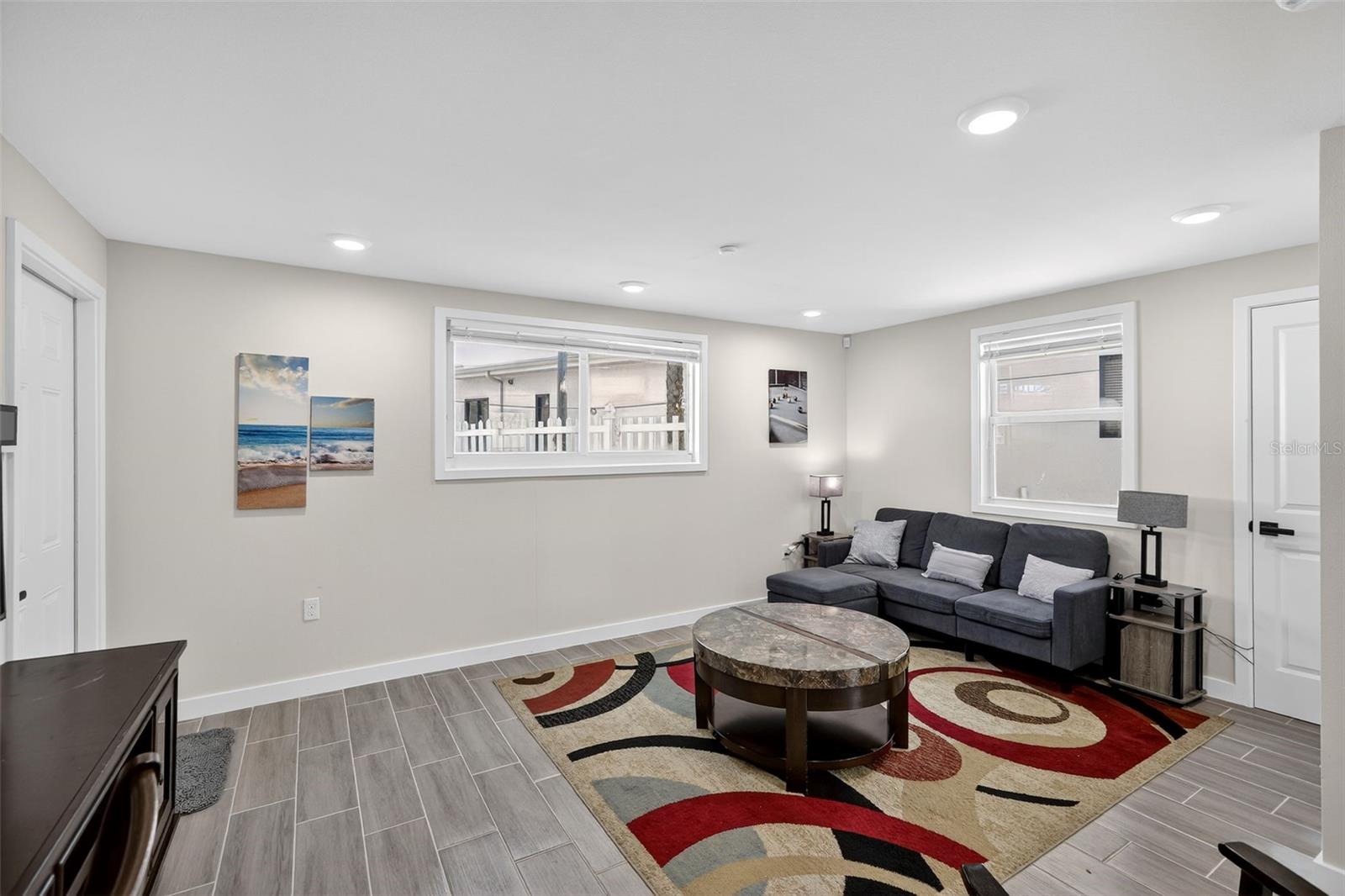 Image 19 of 28 For 624 Braddock Avenue 105